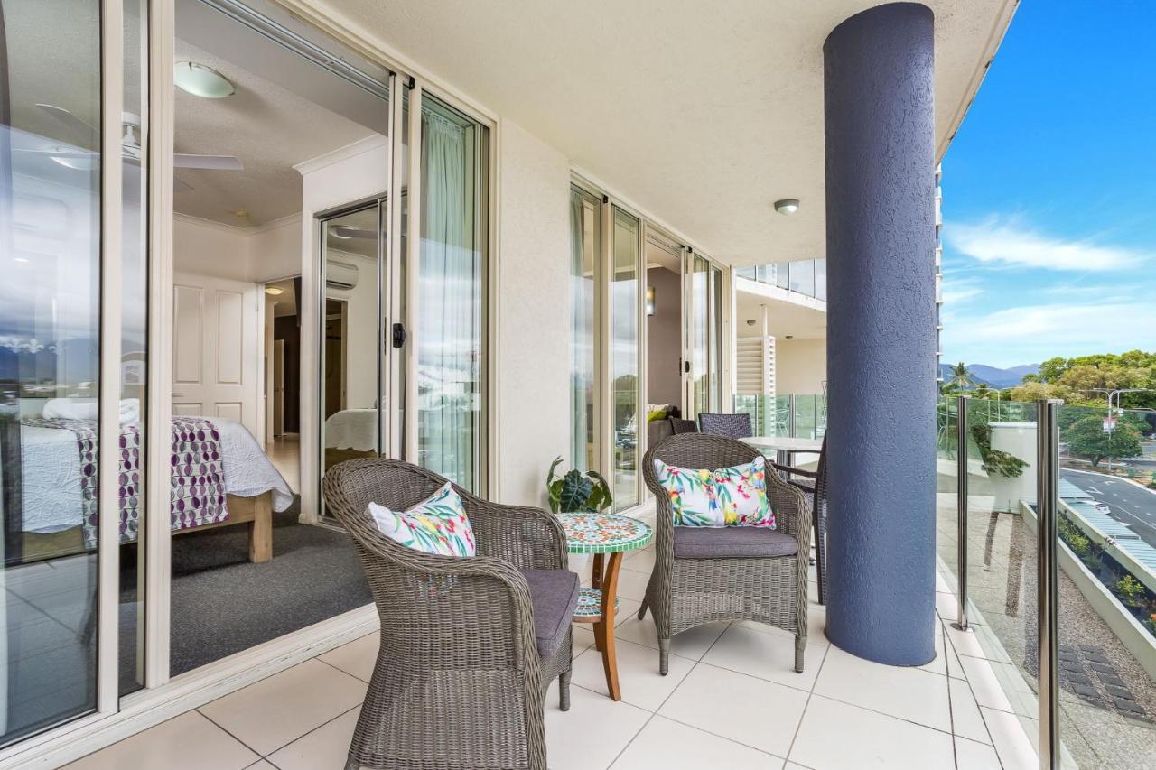 City Quays Accommodation Cairns Exterior photo